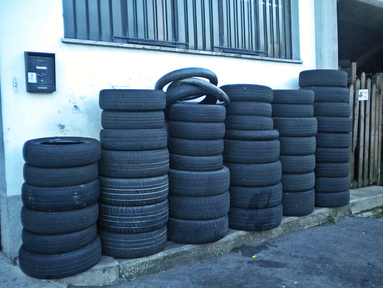 Stack of passenger-car tyres
